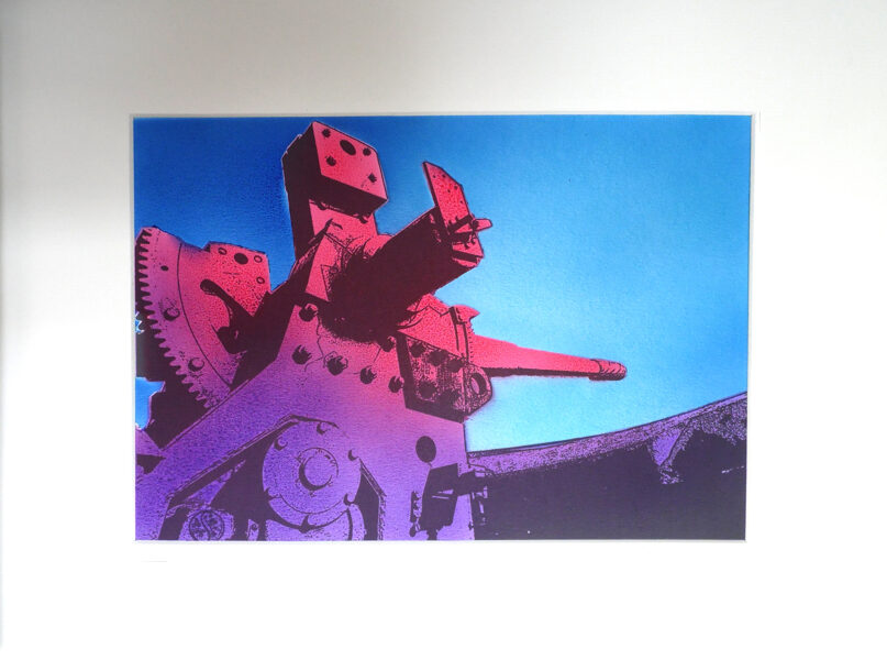 Pendennis Castle, 6" Gun- Purple & Magenta